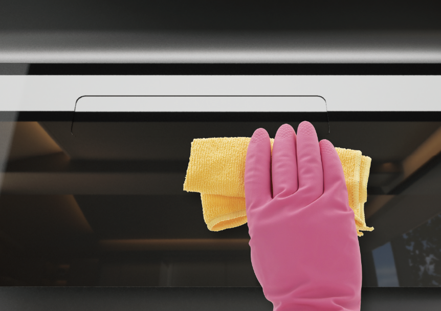 Features resilient coating on the exterior surface